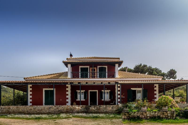 Villa Nina Keri 外观 照片